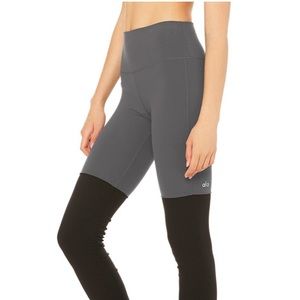 EUC Alo High-Wasted Goddess Leggings